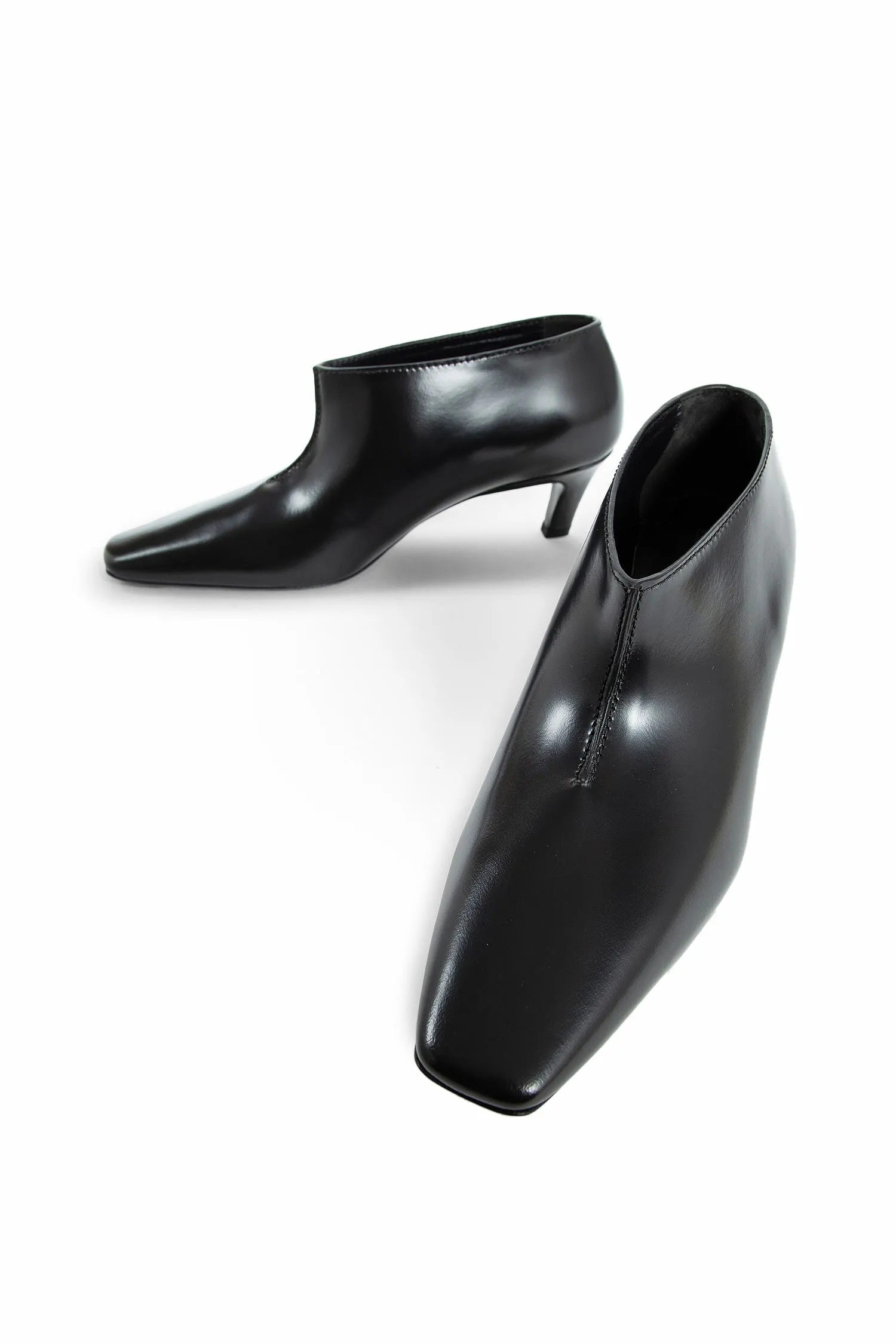 TOTEME WOMAN BLACK BOOTS